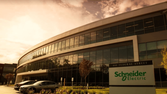 Managing Schneider Electric Returns and Claims: A Distributor's Guide